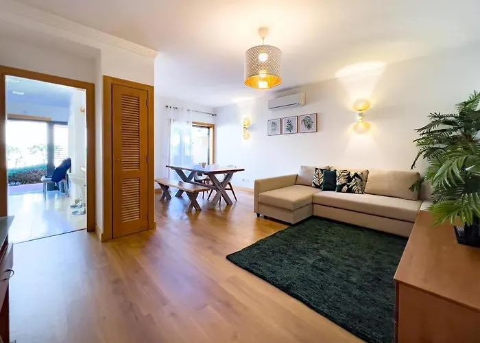 Albufeira Beach Apartment *