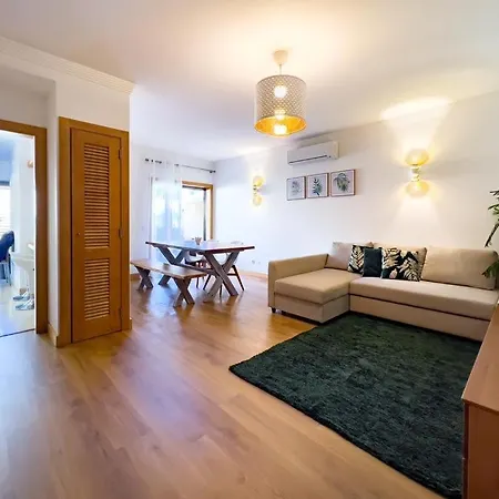 Albufeira Beach Apartmán *