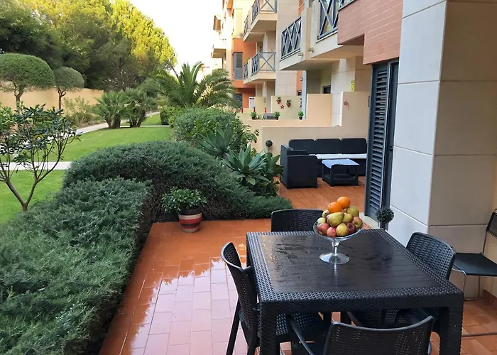 Albufeira Beach البوفيرا